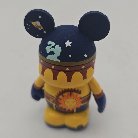 Disney Vinylmation Mickey Mouse Park Series 10 Space Mountain Paris 3” Figure - Picture 1 of 7
